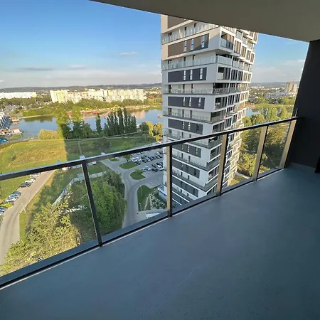 Widokowy Apartament 제수프